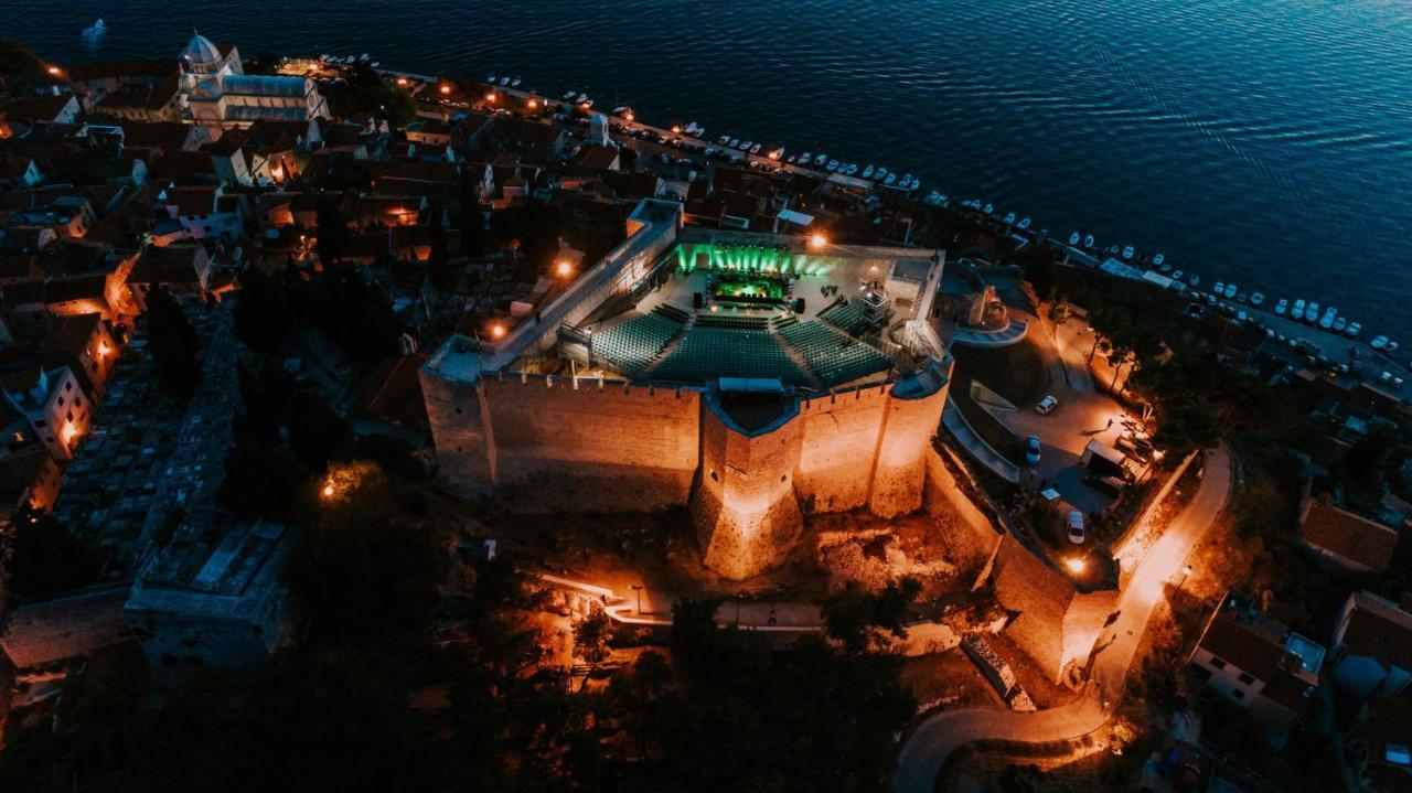 Apartment Angela Шибеник Экстерьер фото